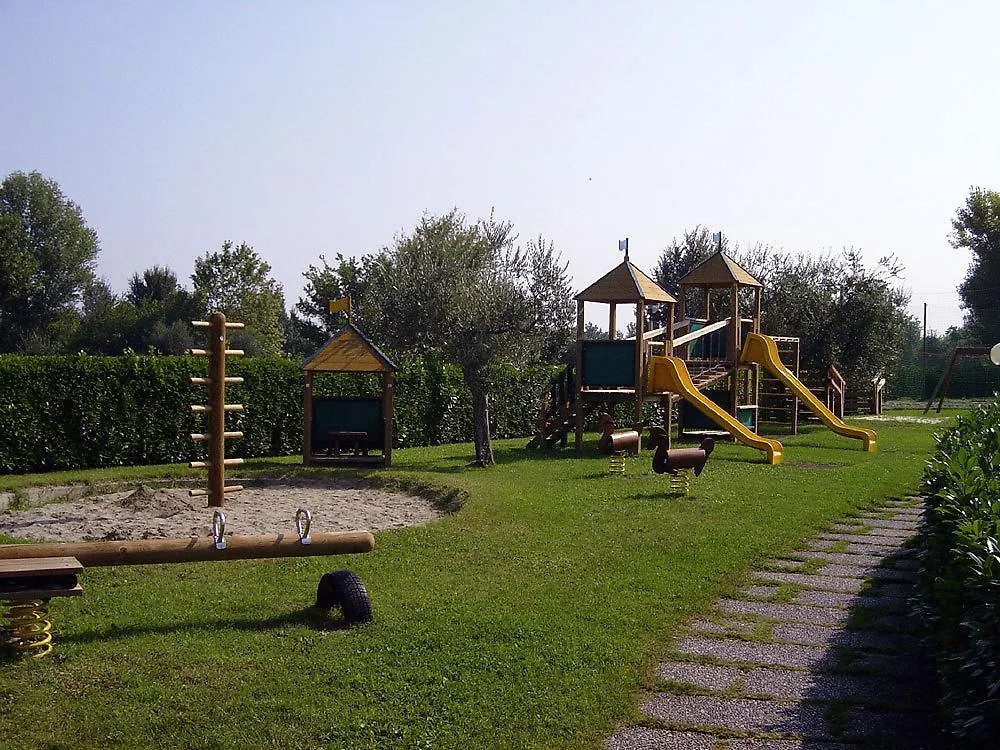 Aparthotel Villaggio Barbara Moniga del Garda