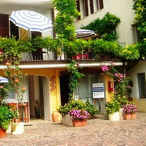 la-fattoria-apartments-2.hotelinveneto.com/